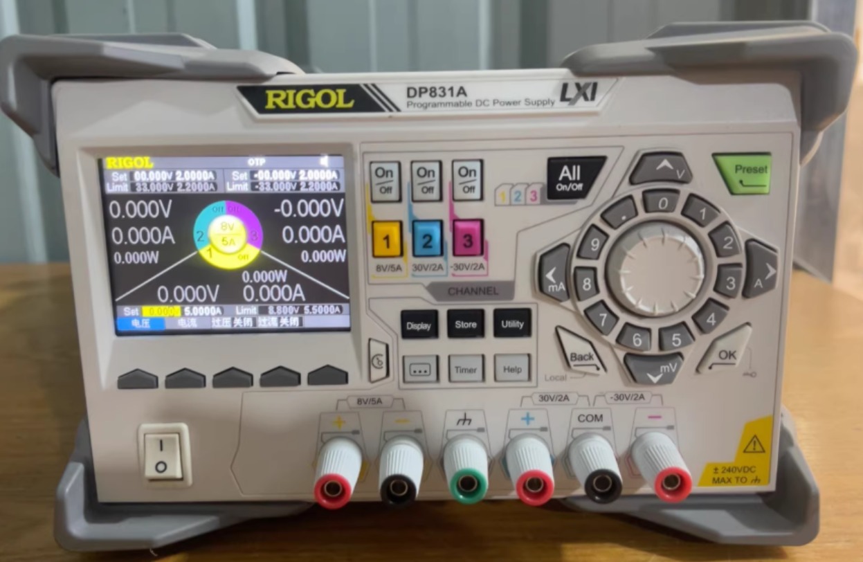 1pc Rigol DP831A トリプル出力プログラマブル - Linear Dc Power Supply Triple Output のレビューと価格